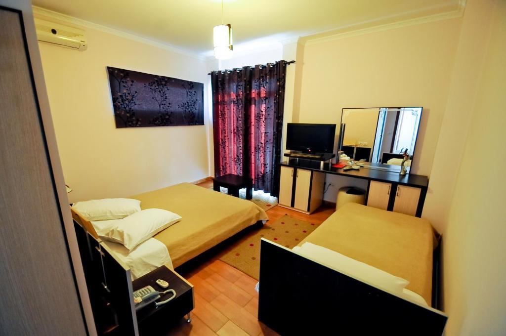 Hotel Lubjana Yrsheku Habitación foto